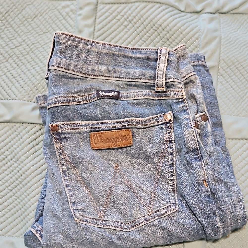 Wrangler Women's Light Blue Denim Jeans
